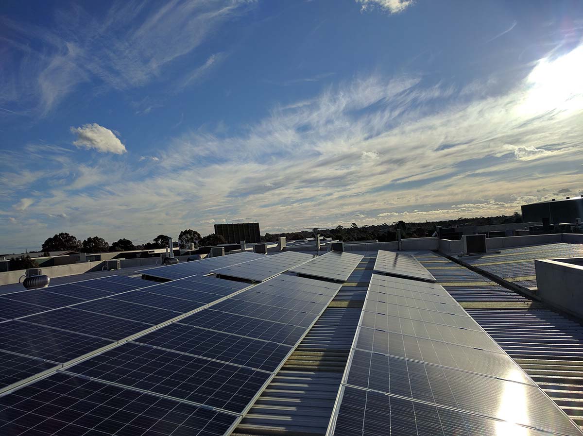 tanzania kêu gọi các công ty tư nhân tăng cường đầu tư vào các dự án năng lượng mặt trời